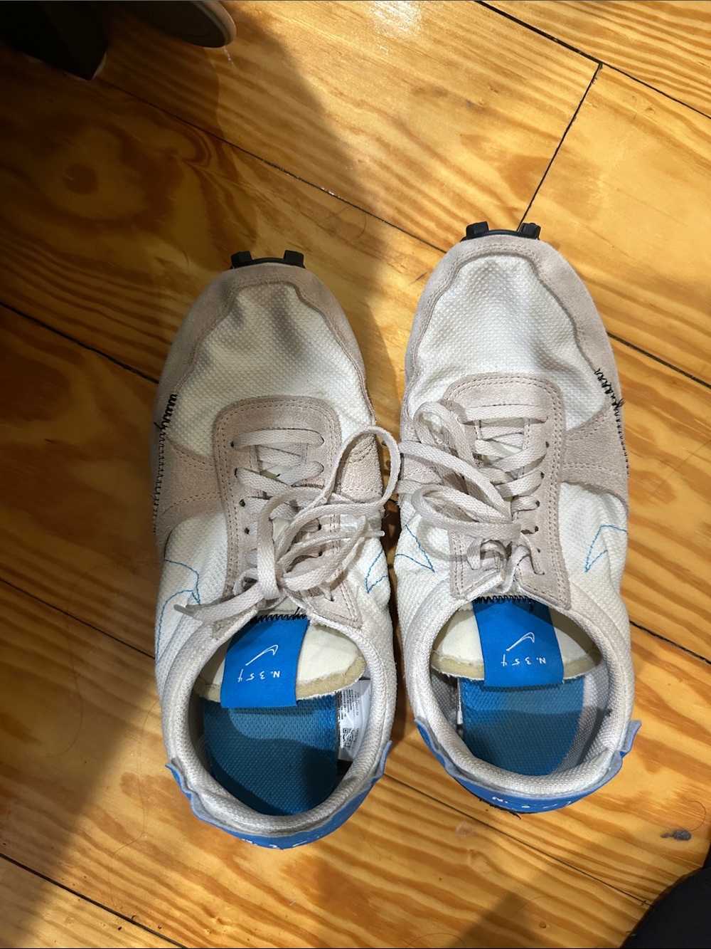 Nike Women's Beige, White and Blue Athletic Sneakers